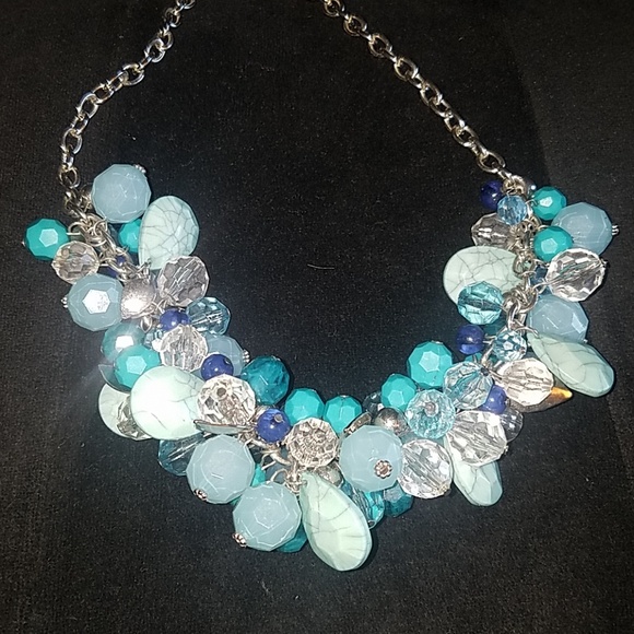 Brand new necklace with no tag - Picture 5 of 6